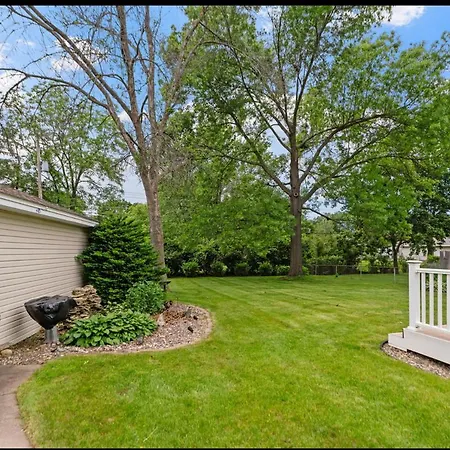 Cottage Grove Haven, Spacious 4-Bed, 3 Baths Retreat Exterior photo