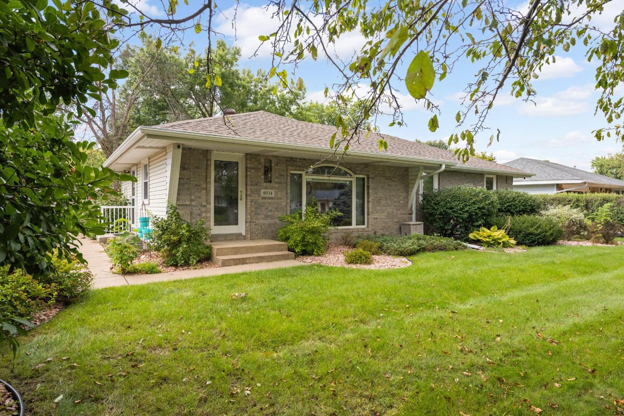 Ferienhaus Grove Haven, Spacious 4-bed, 3 Baths Retreat Cottage Grove